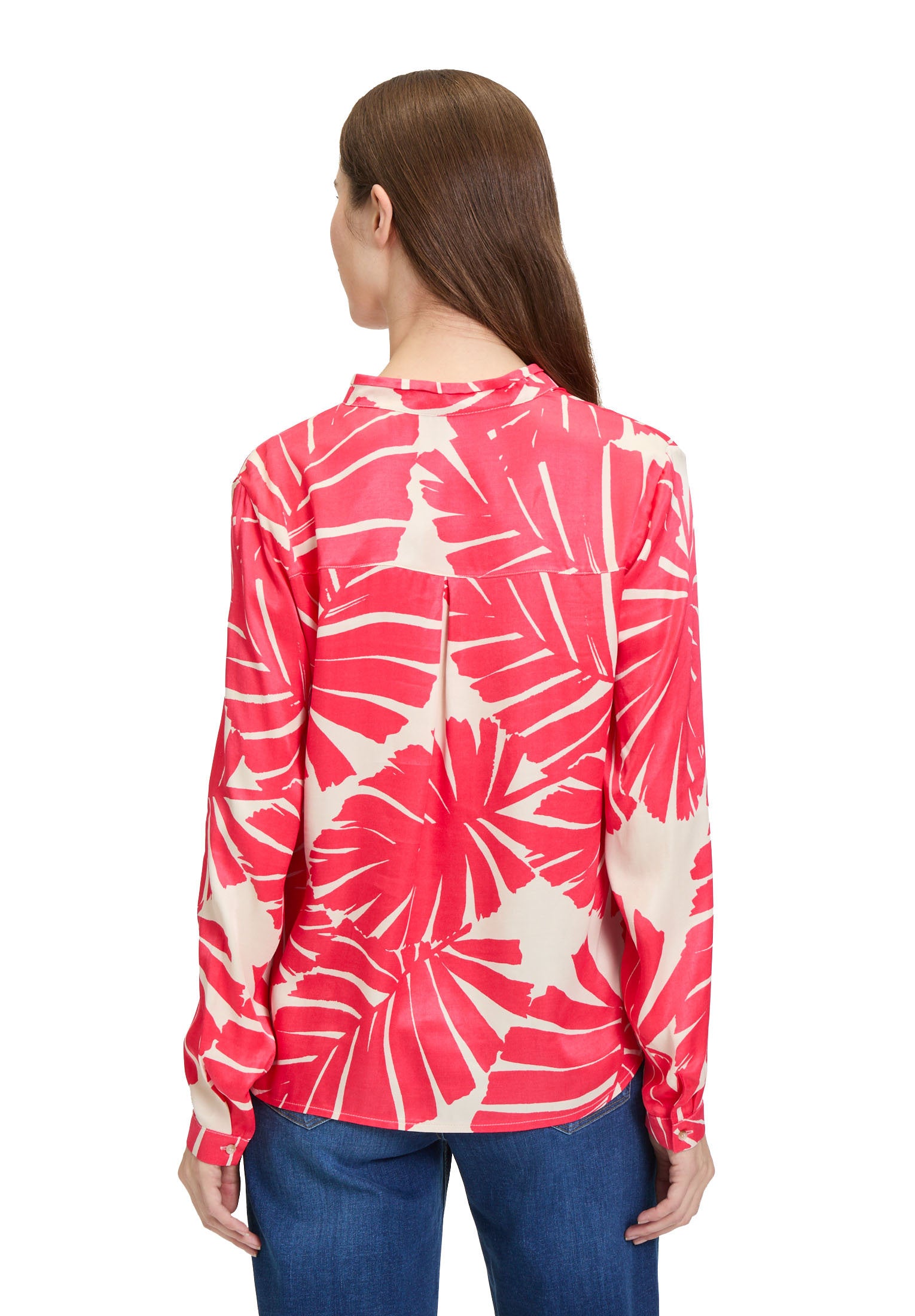 Betty Barclay_Blouse Short 1/1 Sleeve_8872-3299_1826_03
