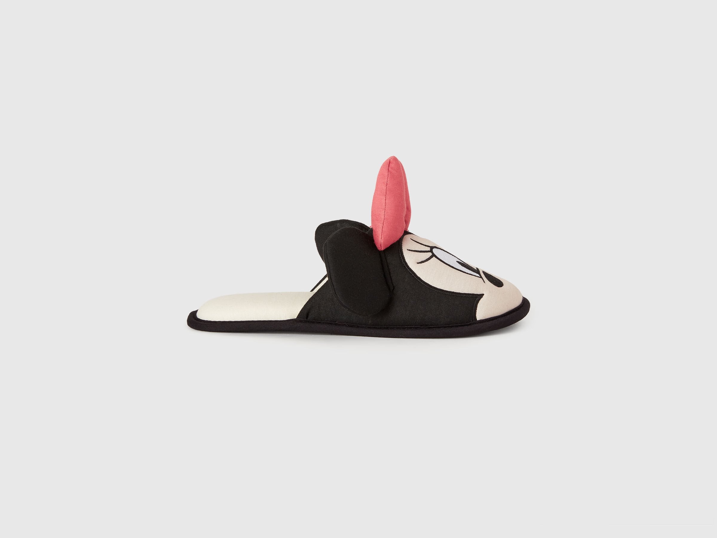 Benetton_Creamy White_©Disney Mickey Mouse Slippers_88Y70D01H_902_01
