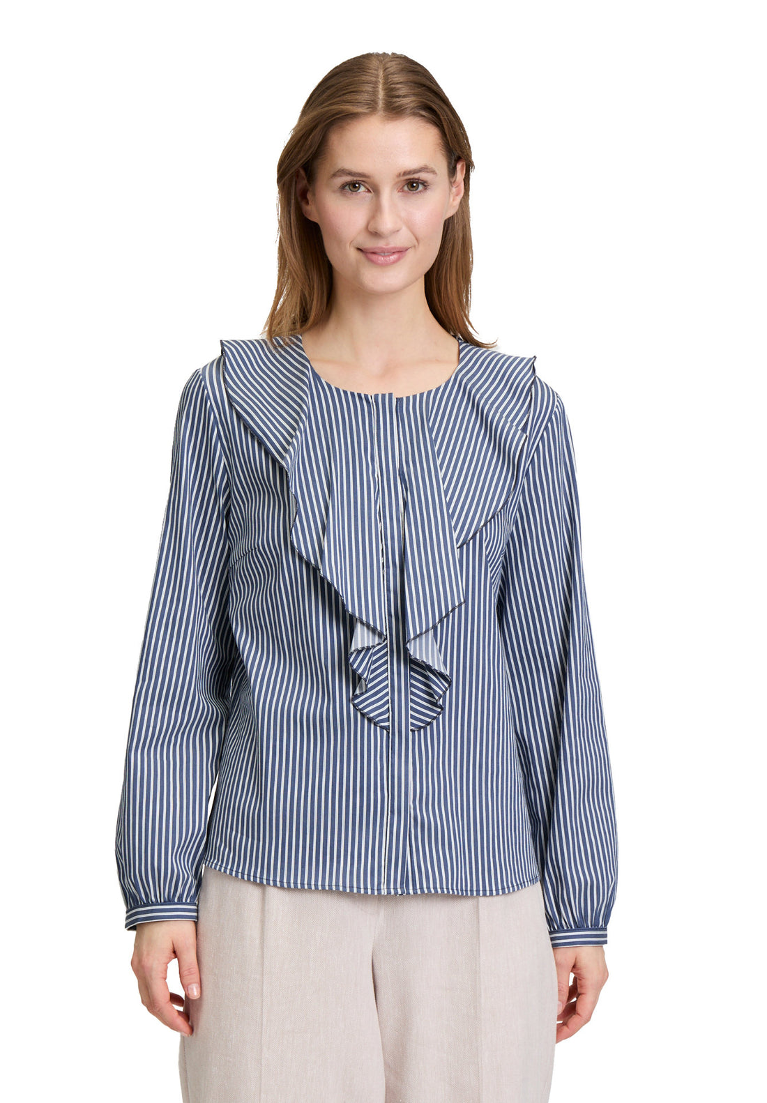Betty Barclay_Slightly Fitted Long Sleeve Blouse_8903-3280_8813_01