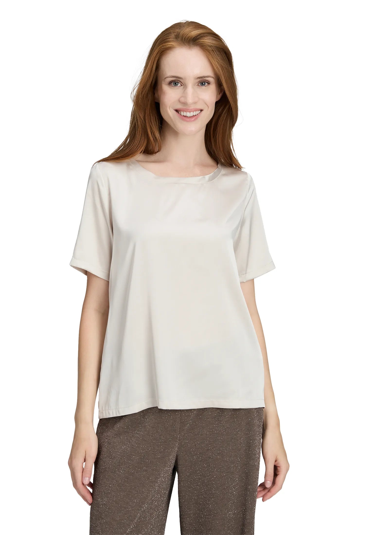 Betty Barclay_Pastel Sand_Slip Blouse with Round Neck_8921-1038_9104_01
