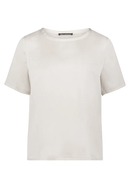 Betty Barclay_Pastel Sand_Slip Blouse with Round Neck_8921-1038_9104_04