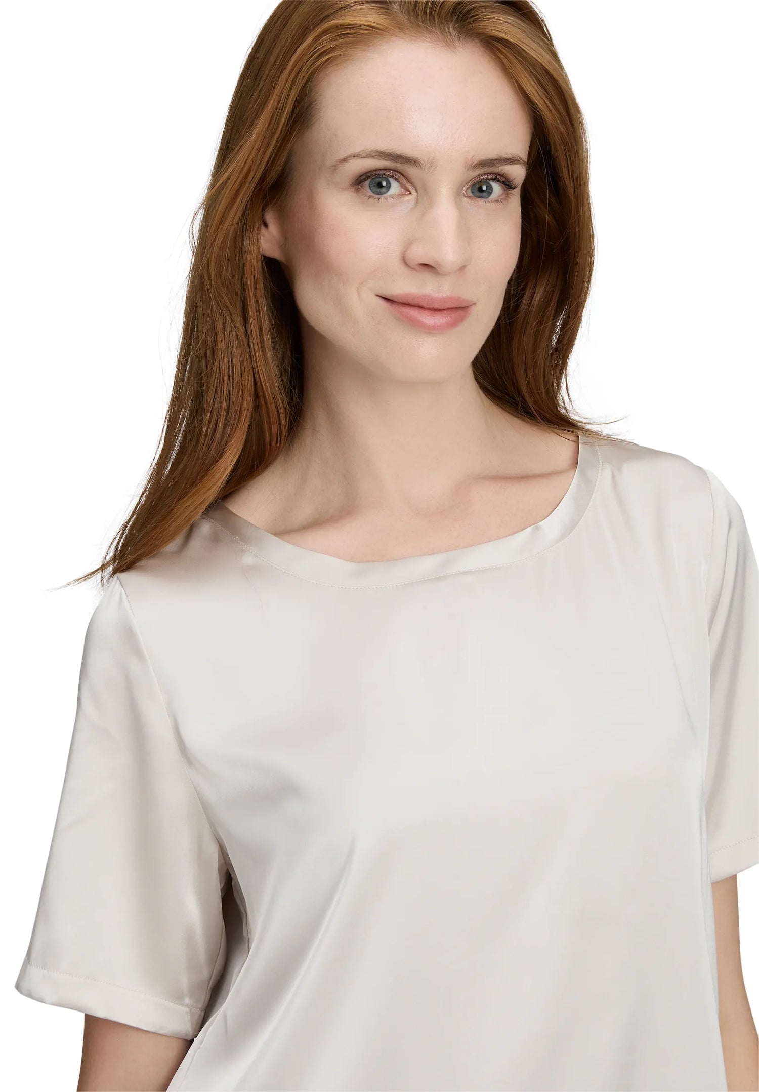 Betty Barclay_Pastel Sand_Slip Blouse with Round Neck_8921-1038_9104_06
