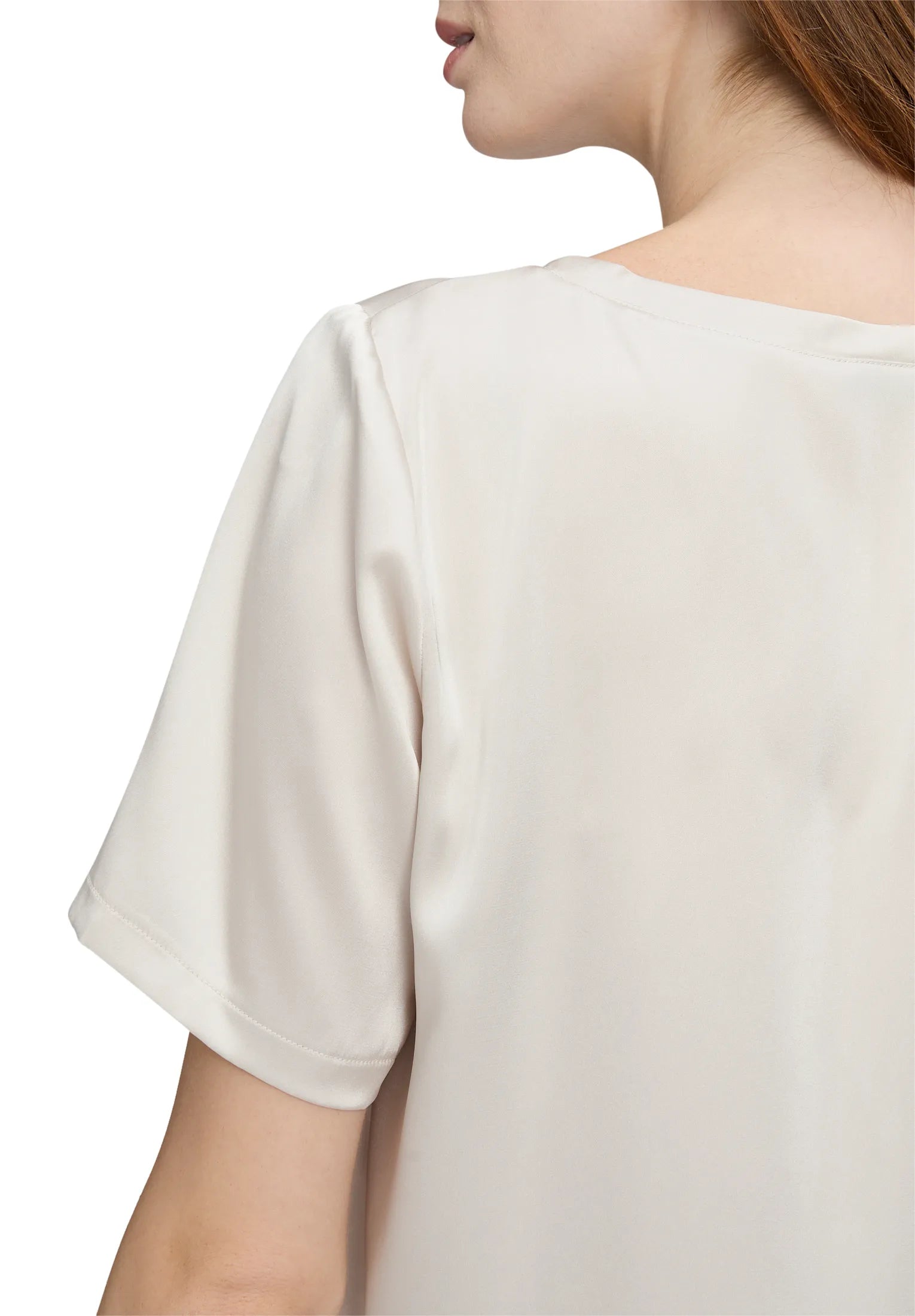 Betty Barclay_Pastel Sand_Slip Blouse with Round Neck_8921-1038_9104_07