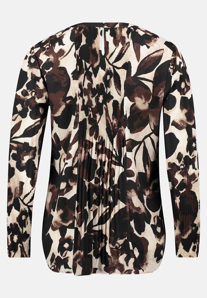 Betty Barclay_Beige/Brown_Slip Blouse with Pleats_8924-1623_7875_05