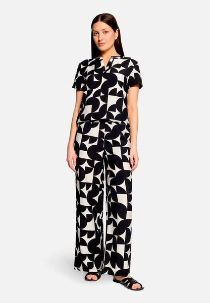 Betty Barclay Black/Cream Women Short-Sleeved Slip-On Blouse SKU: 8926-3370_9812 Image 02