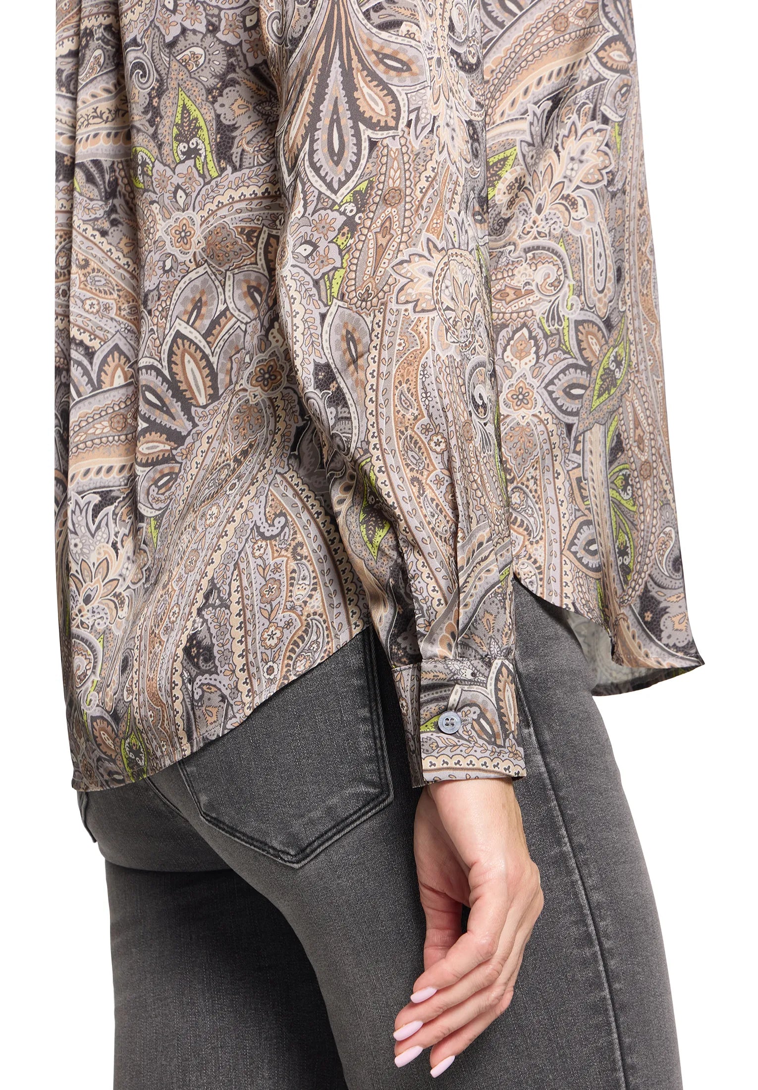 Betty Barclay_Grey/Beige_Long Blouse_8928-1626_9876_07