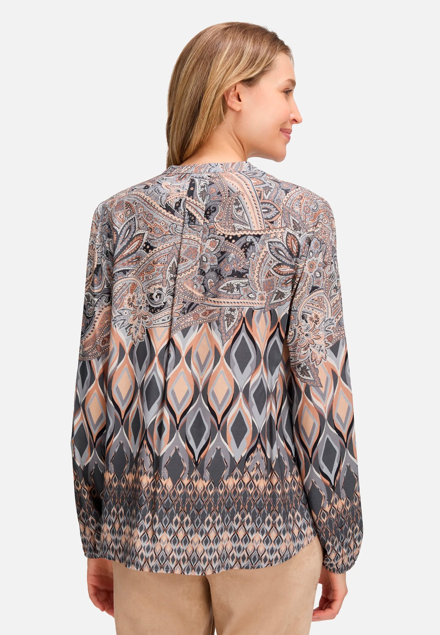 Betty Barclay_Grey/Beige_Long Blouse with Stand-Up Collar_8930-1100_9876_03