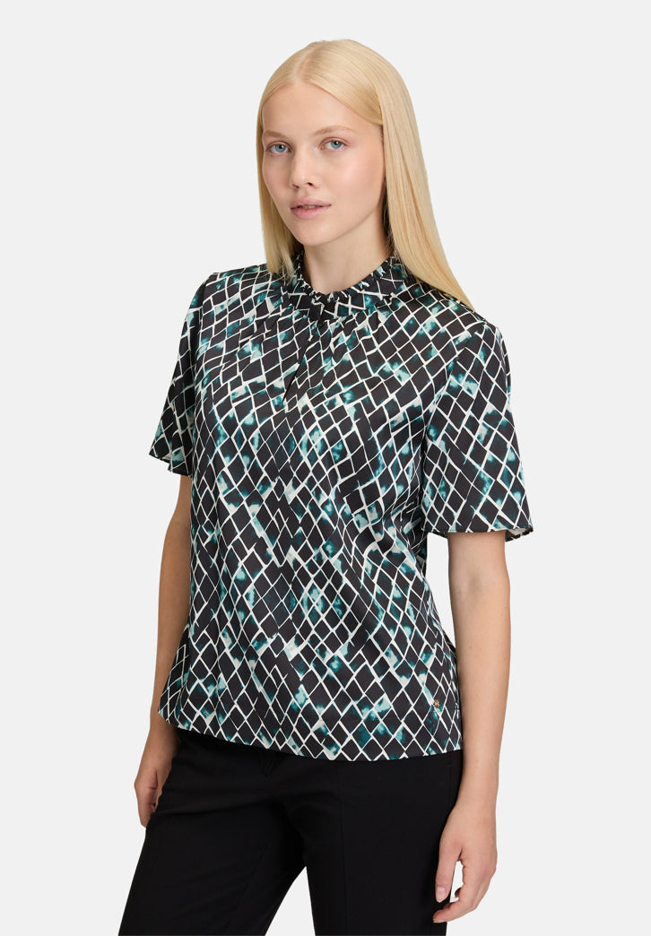 Betty Barclay_Mint/Black_Slip Blouse with Cap Sleeves_8933-3487_5809_01