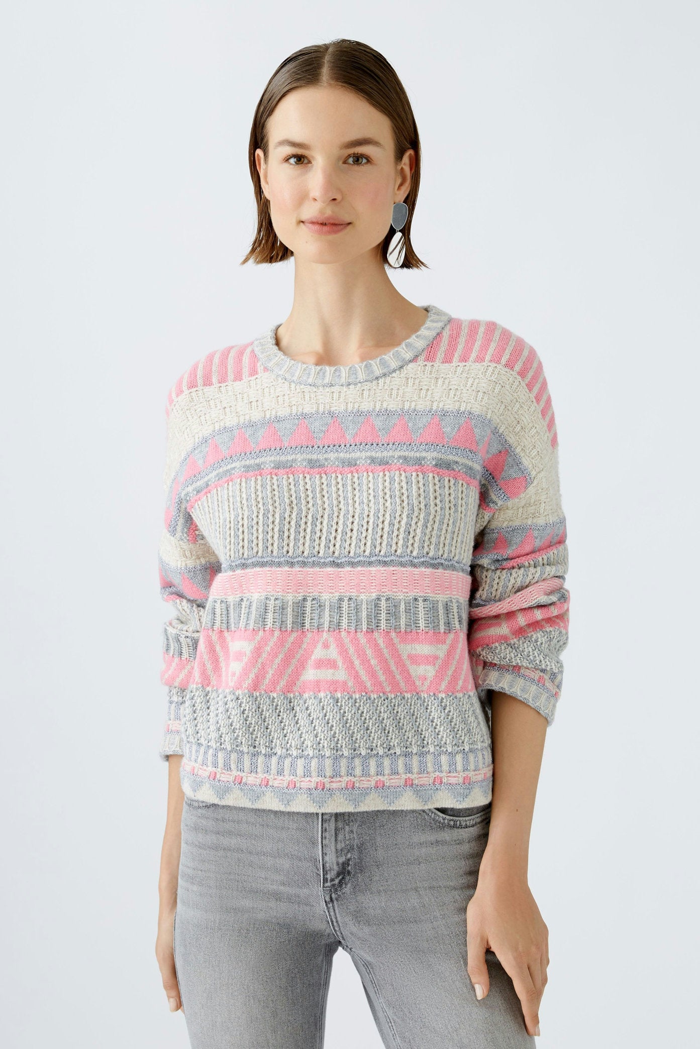 Pullover With Bright Yarn_89590_0910_01