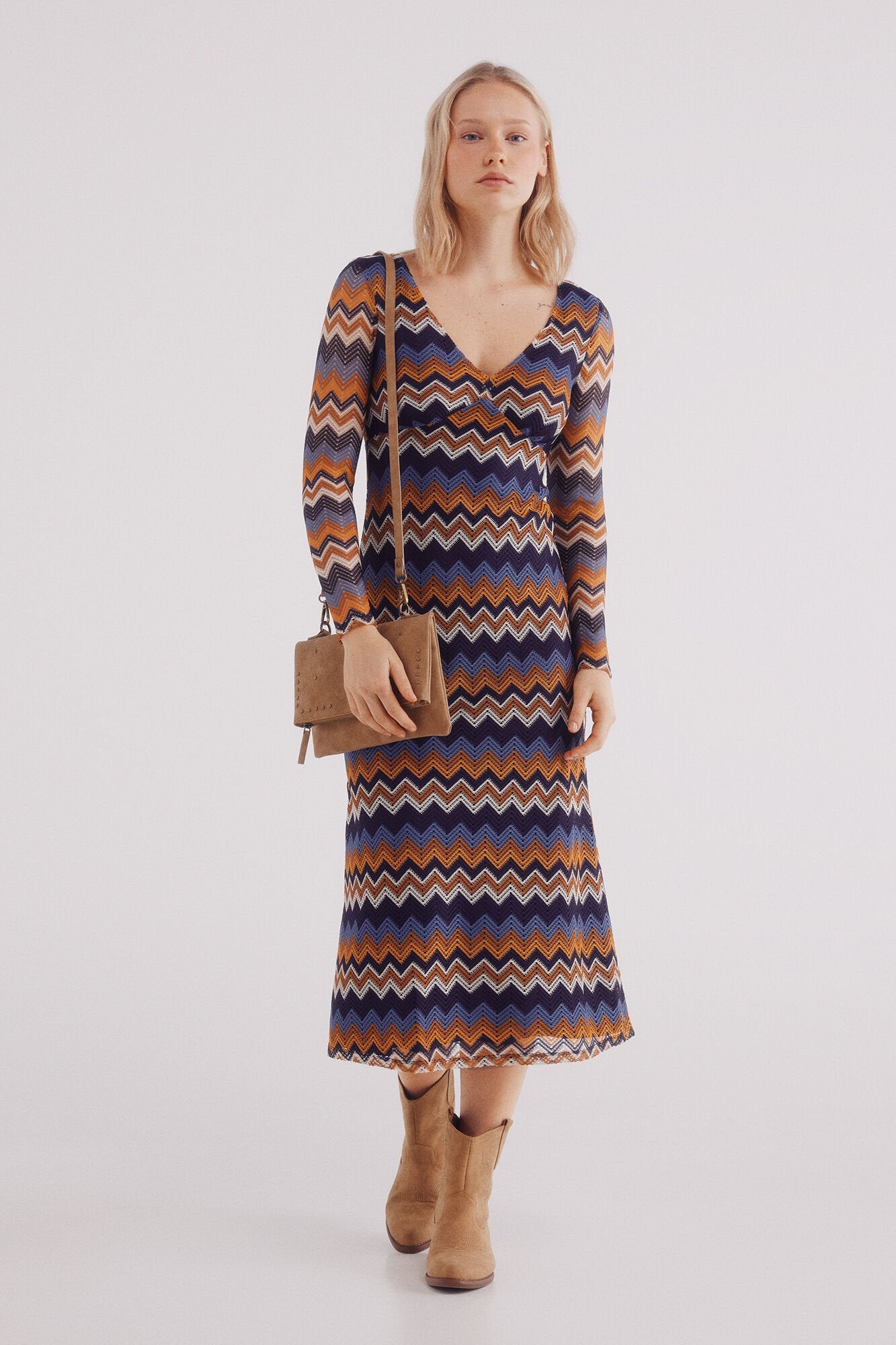 Springfield_Zigzag Crochet Dress_8959458_10_01