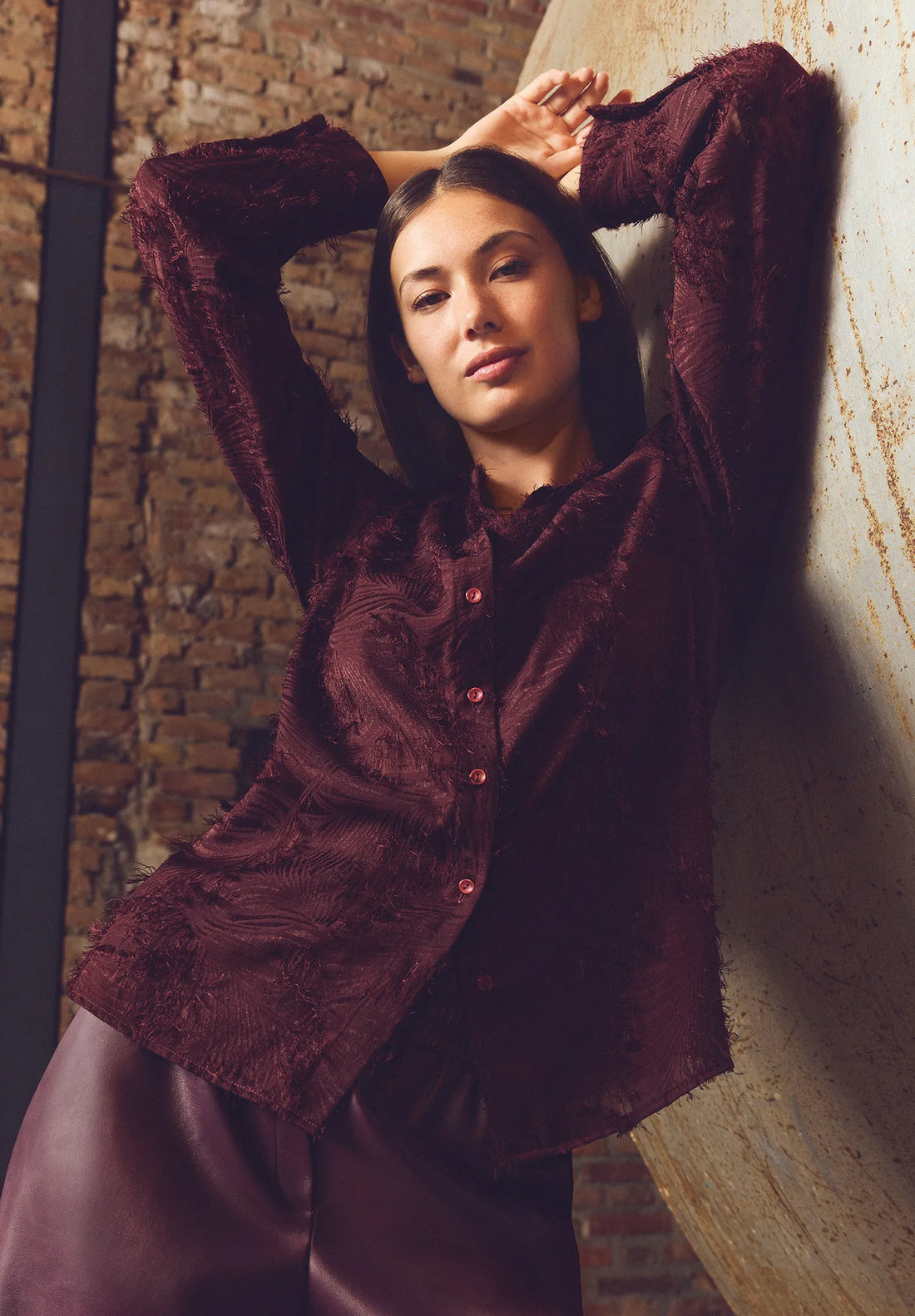 Betty Barclay_Dark Aubergine_Structured Shirt Blouse_8963-3274_4685_01