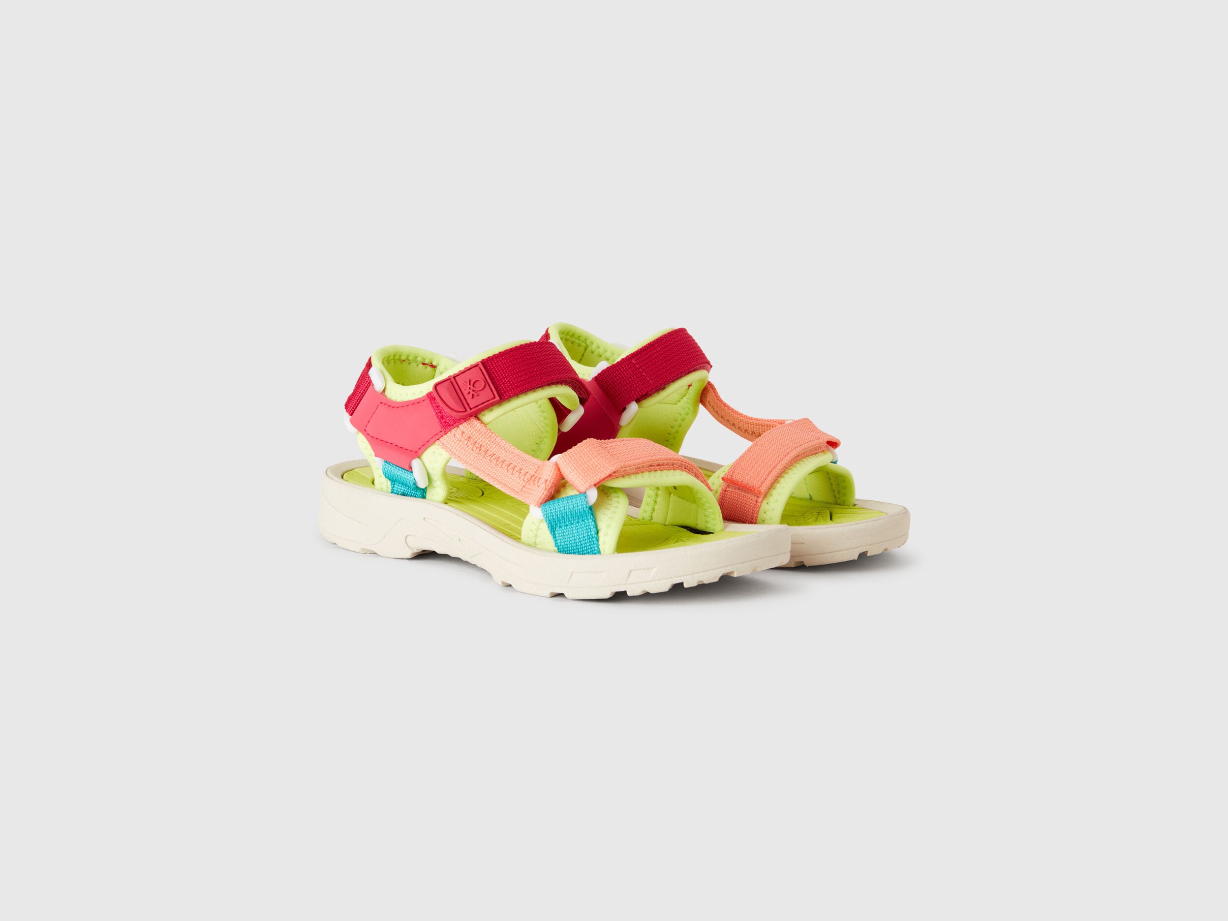 Benetton_Open-Toe Sandals_8EIKCD01R_18A_02