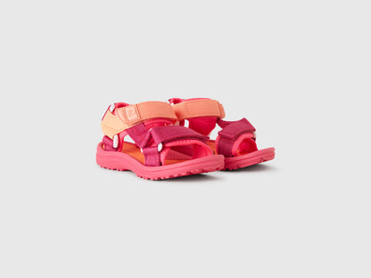 Benetton_Open-Toe Sandals_8EIKGD01C_34Z_02