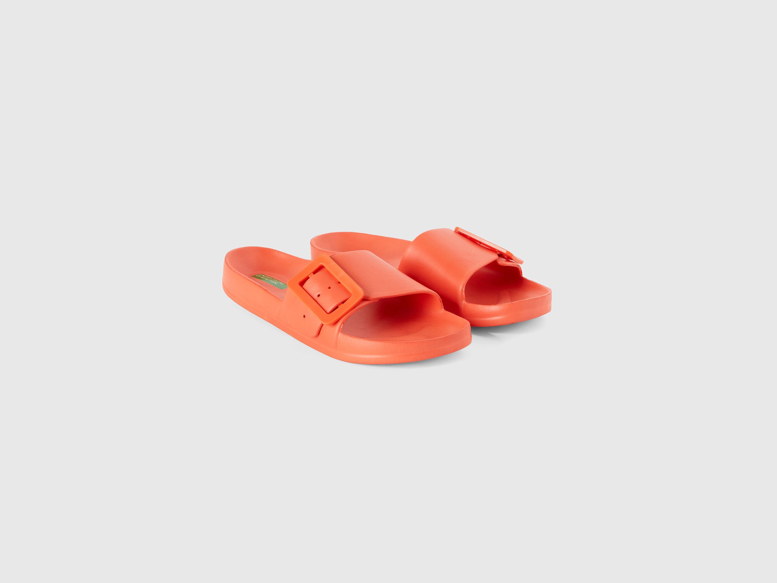 Sandals With Band And Buckle_8G3E1D01A_902_02