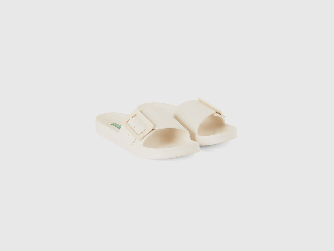 Sandals With Band And Buckle_8G3E1D01A_907_02