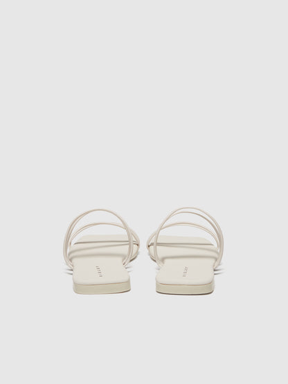 Flat Sandals With Bands_8G3WWD029_901_02