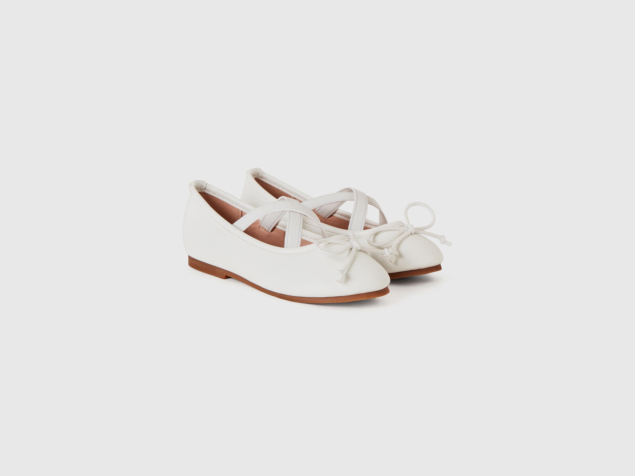 Ballet Flats With Bow_8H6DCD01A_101_02