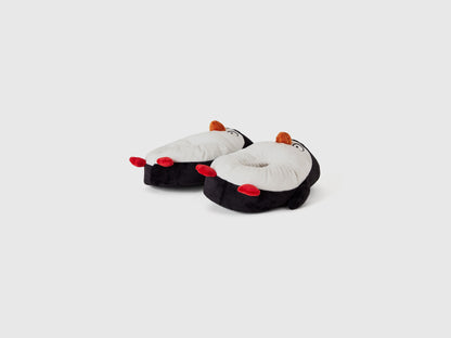 Penguin Slippers_8VFE0D01D_100_03