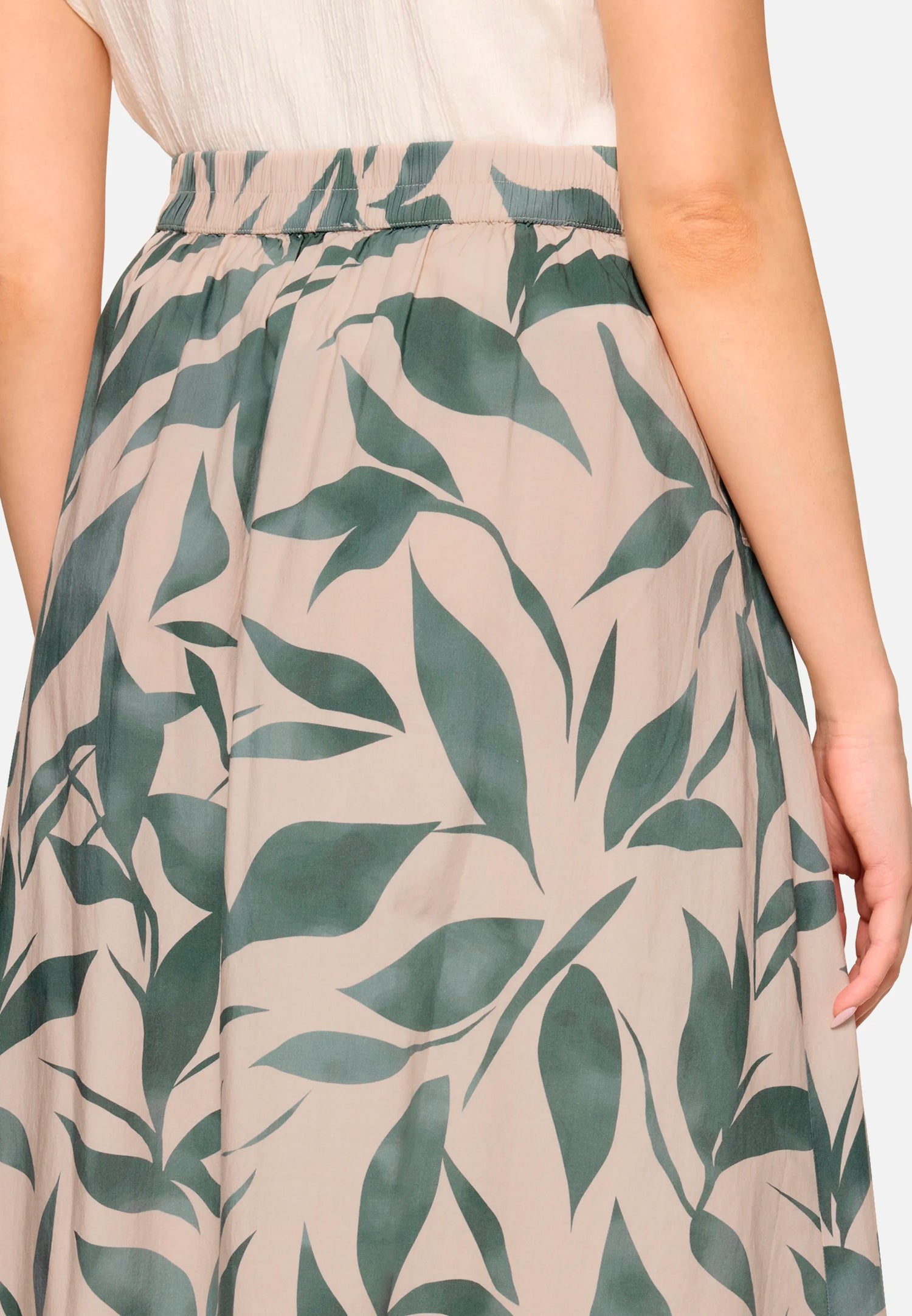 Betty Barclay Nature/Green Women Slip-On Skirt with Print SKU: 9043-3167_1858 Image 08
