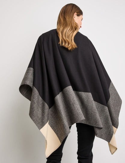 Fashionable Cape With Color Block Design_905003-72002_1091_08