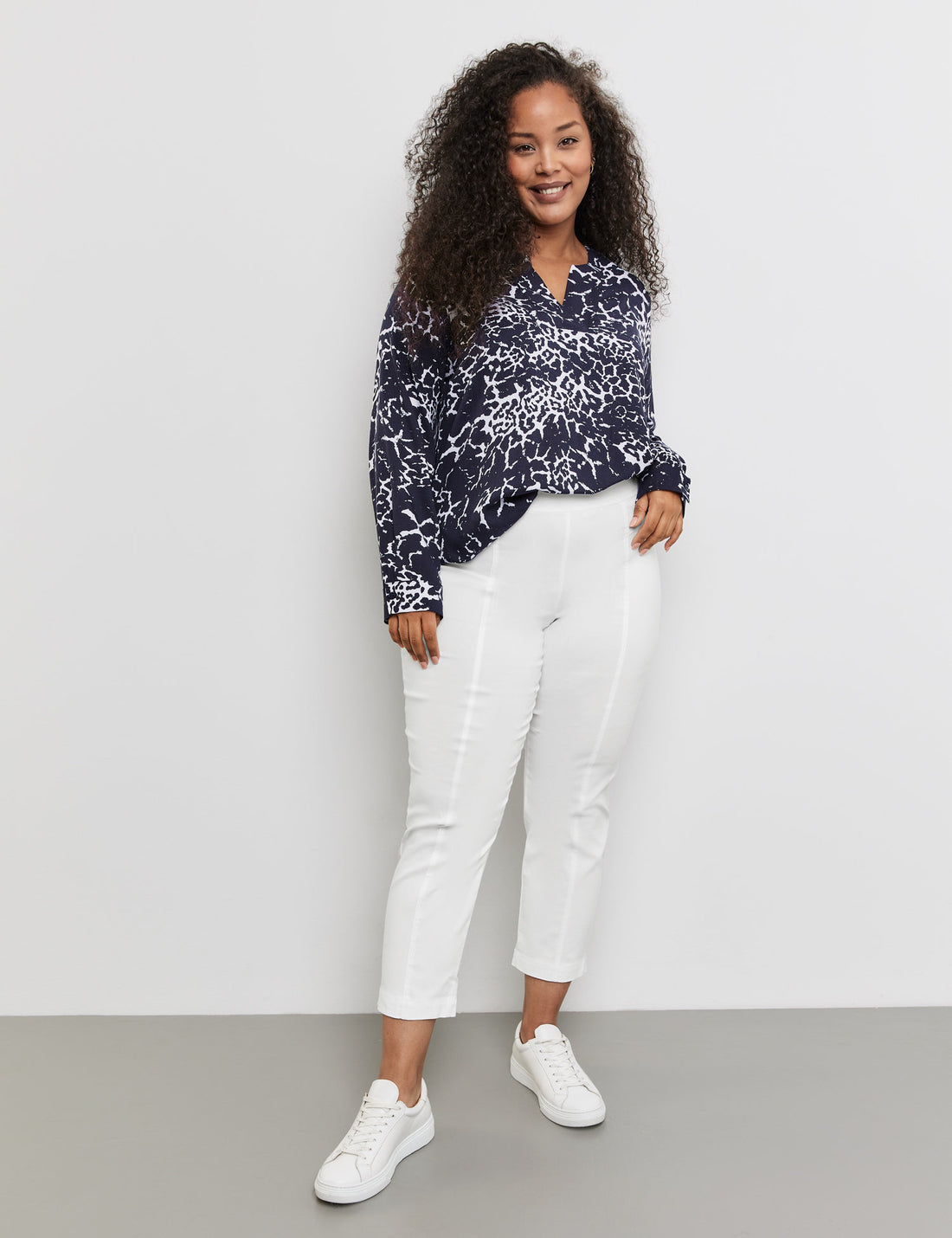 Samoon_Trousers Leisure Crop_920975-29090_9600_01