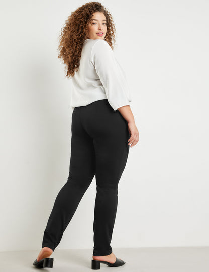 Lucy Stretch Trousers_920982-29038_11000_06