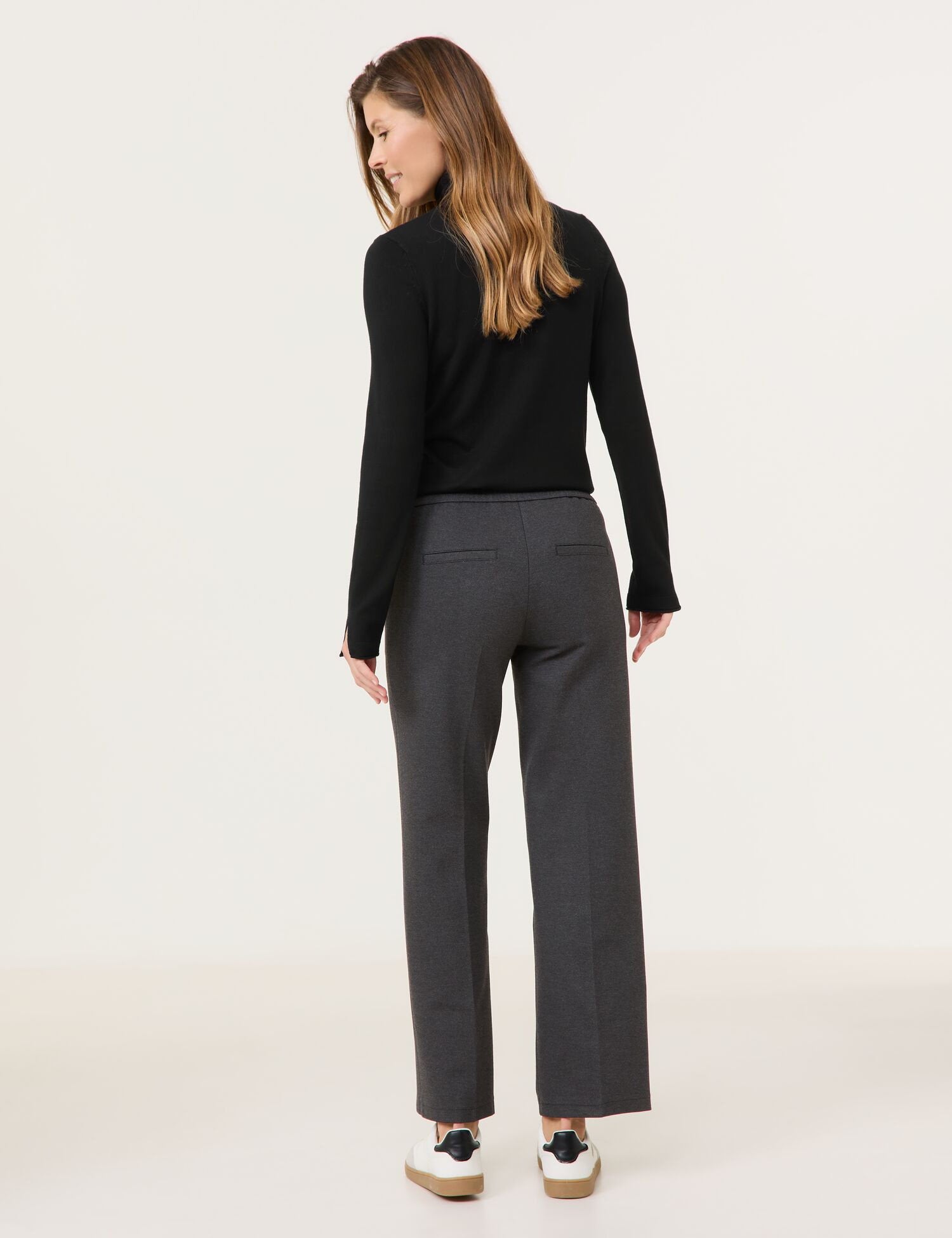 Pull-On Trousers Mirja Wide Leg_925053-66211_202690_06