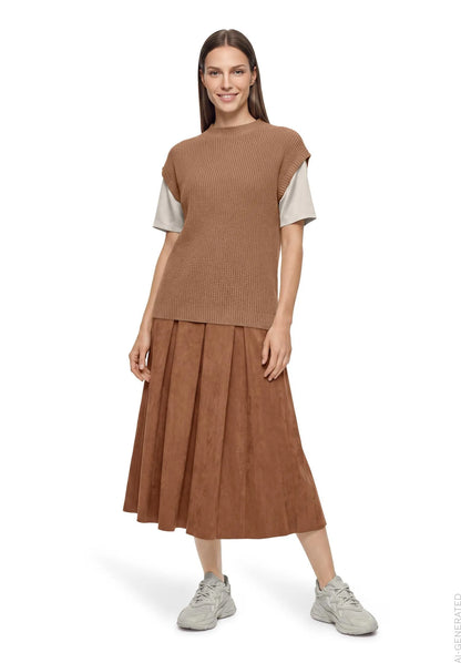 Betty Barclay Dark Coffee Women Culottes SKU: 9307-1673_7048 Image 02