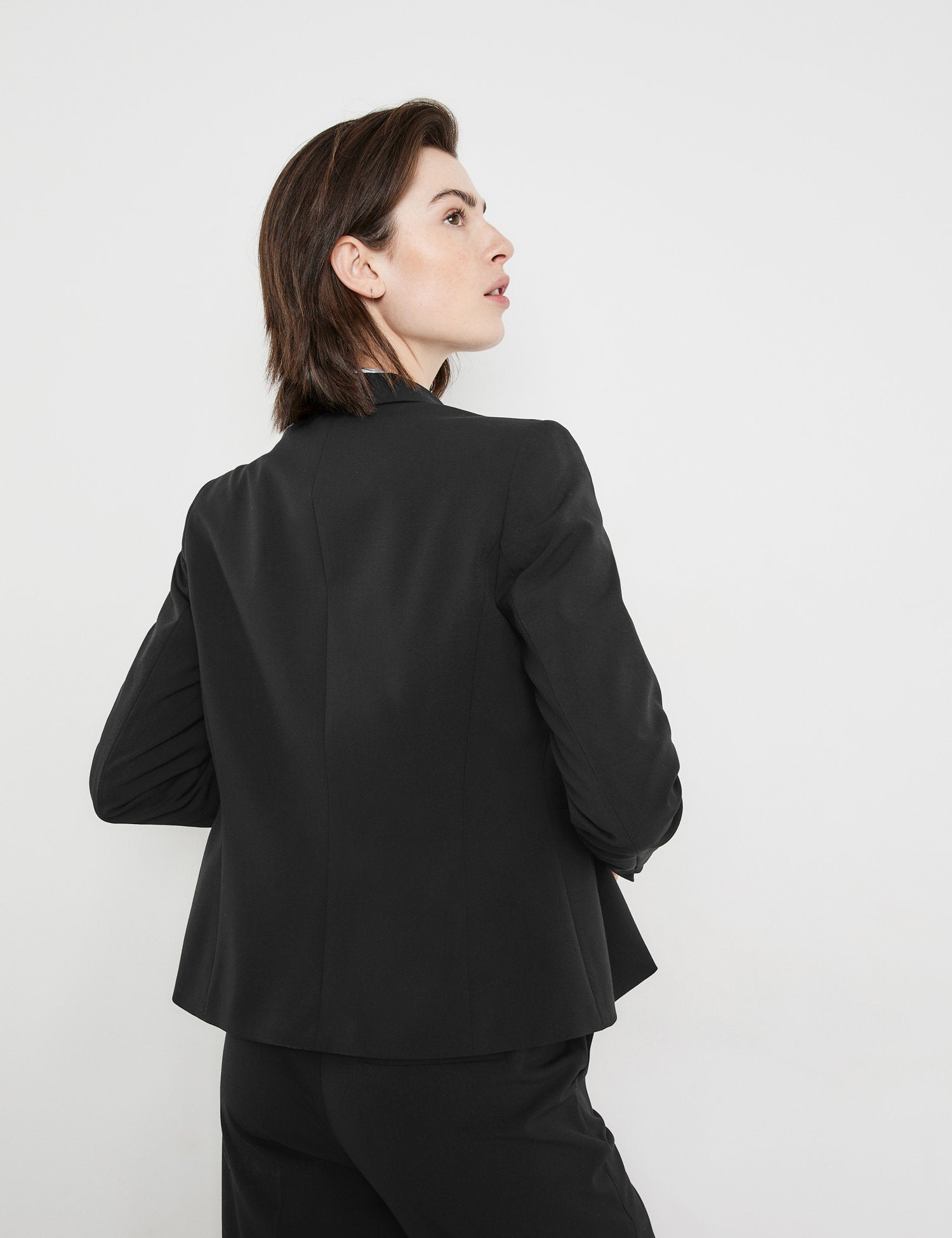 Taifun_Classic Blazer Made of Crease-Resistant Fabric_930977-19800_1100_06