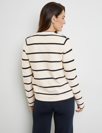 Open Cardigan In A Textured Knit_935034 44701_9082_06