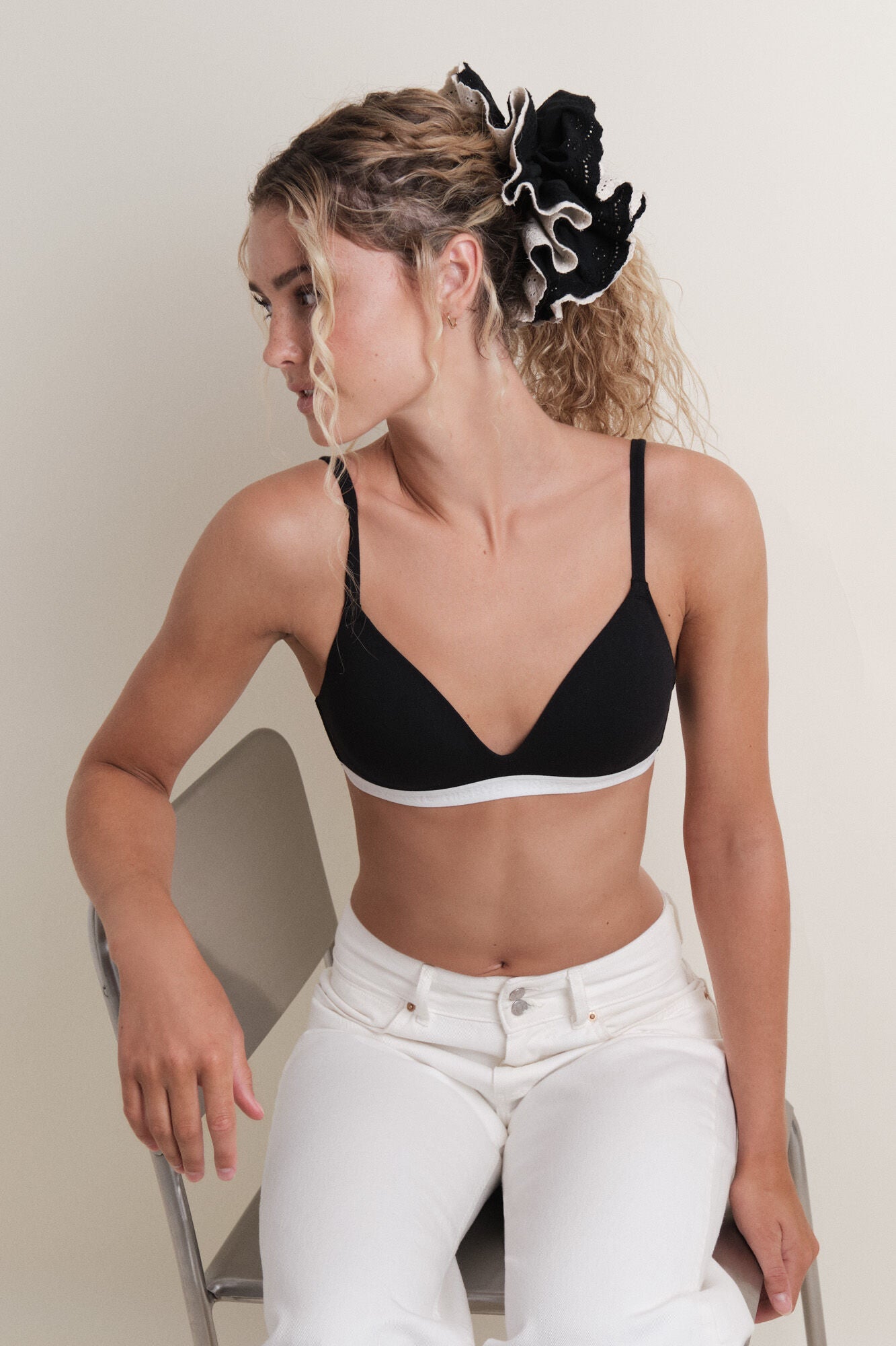 Women Secret_Black_Black Fixed Padding Triangle Bra_9532441_01_07