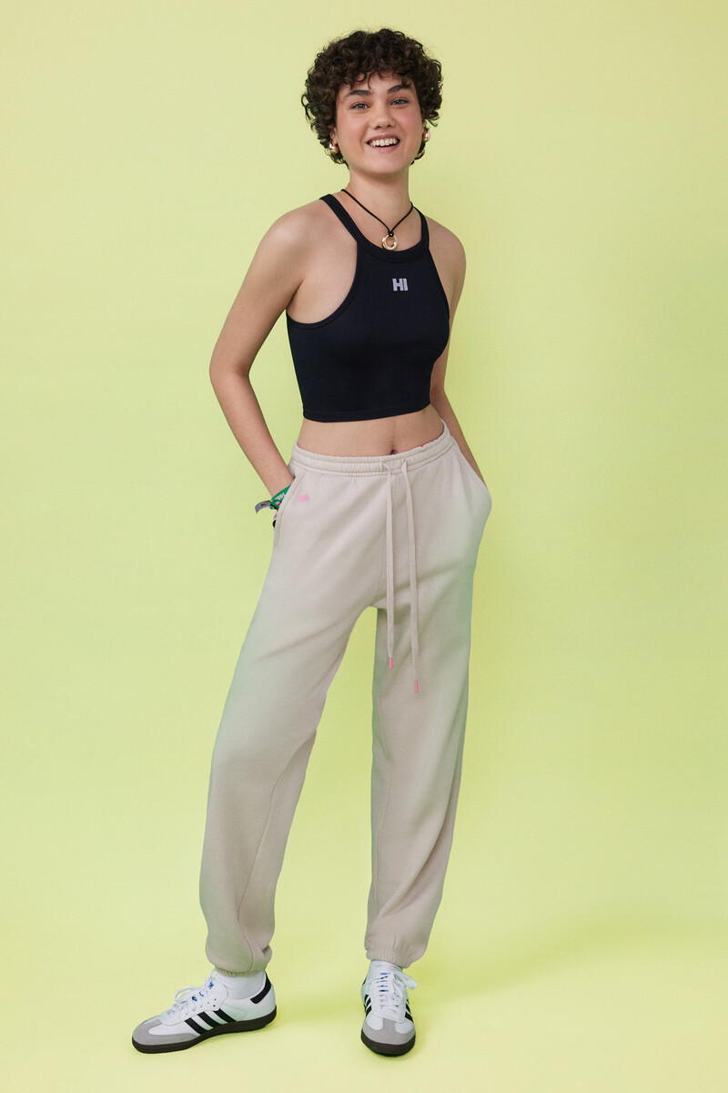 Halter Neck Cropped Tank Top_9537091_01_05