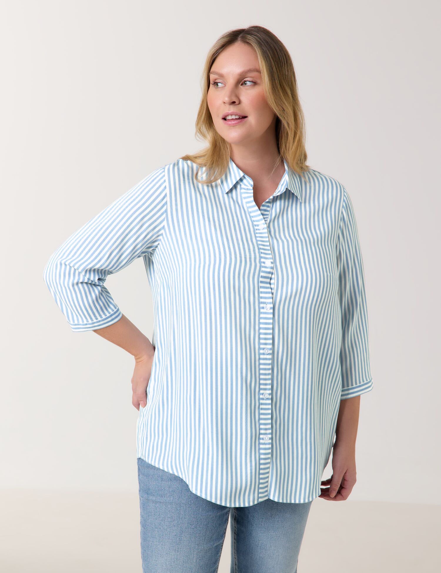 Samoon_Striped Blouse with 3/4-Length Sleeves_960985-29146_8952_01