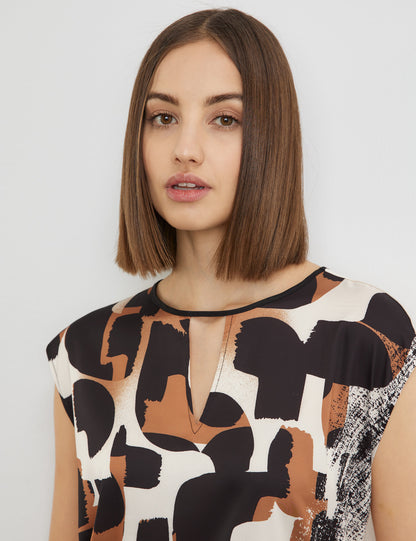 Top With A Printed Satin Front_971982-19656_9452_02