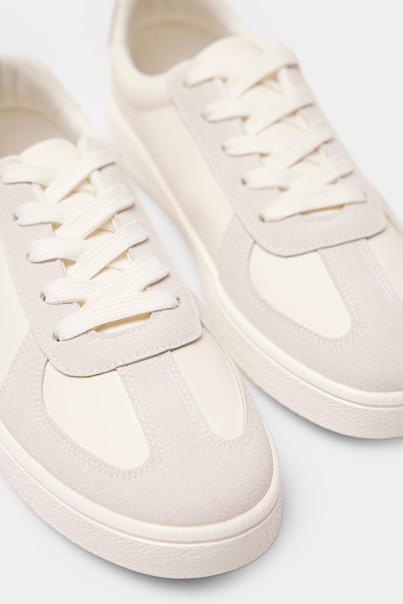 White Lace Up Trainers_9887831_36_04