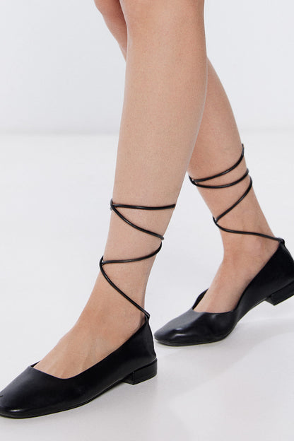 Black Flats With Wrap Straps_9887832_01_03