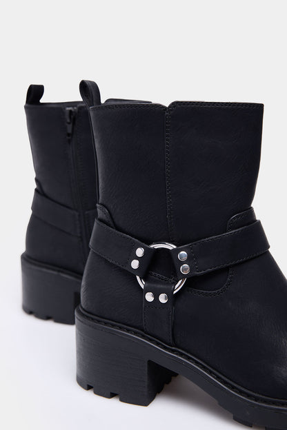 Biker Boots with Rubber Sole_9888488_01_02