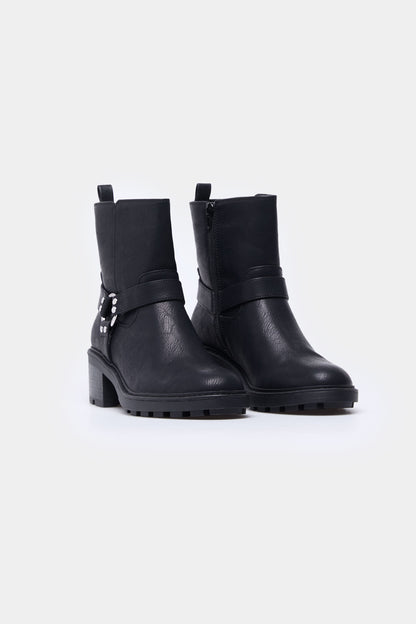 Biker Boots with Rubber Sole_9888488_01_03