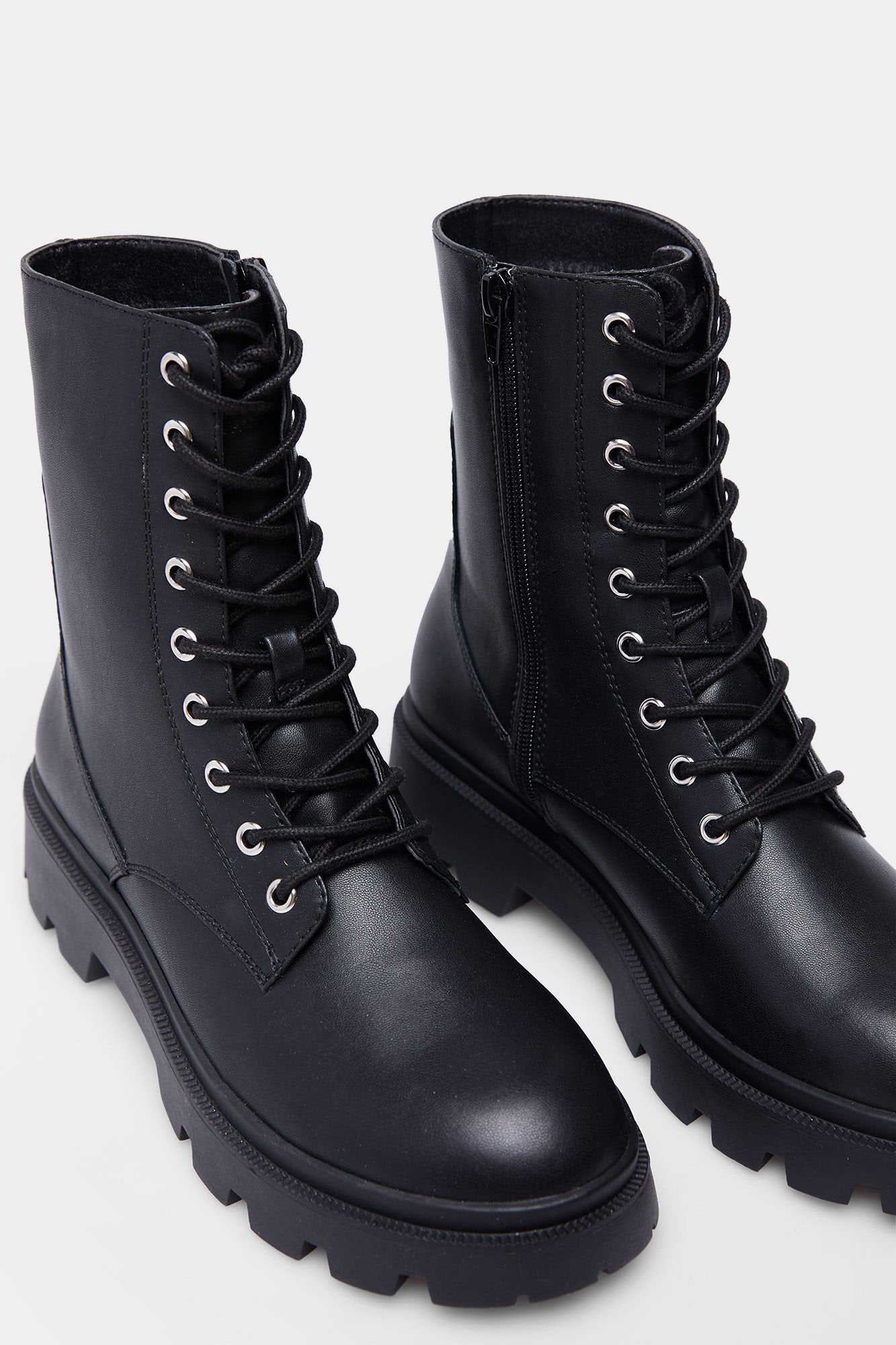 Military Style Boot_9888489_01_02