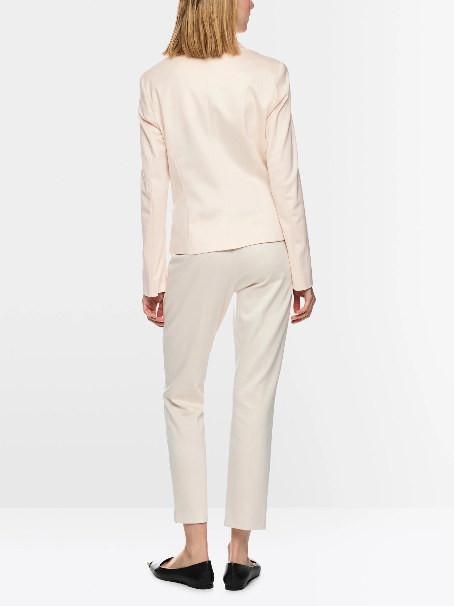 Marc Cain_Magnolia_Fitted Blazer_AA 34.10 J24_153_02