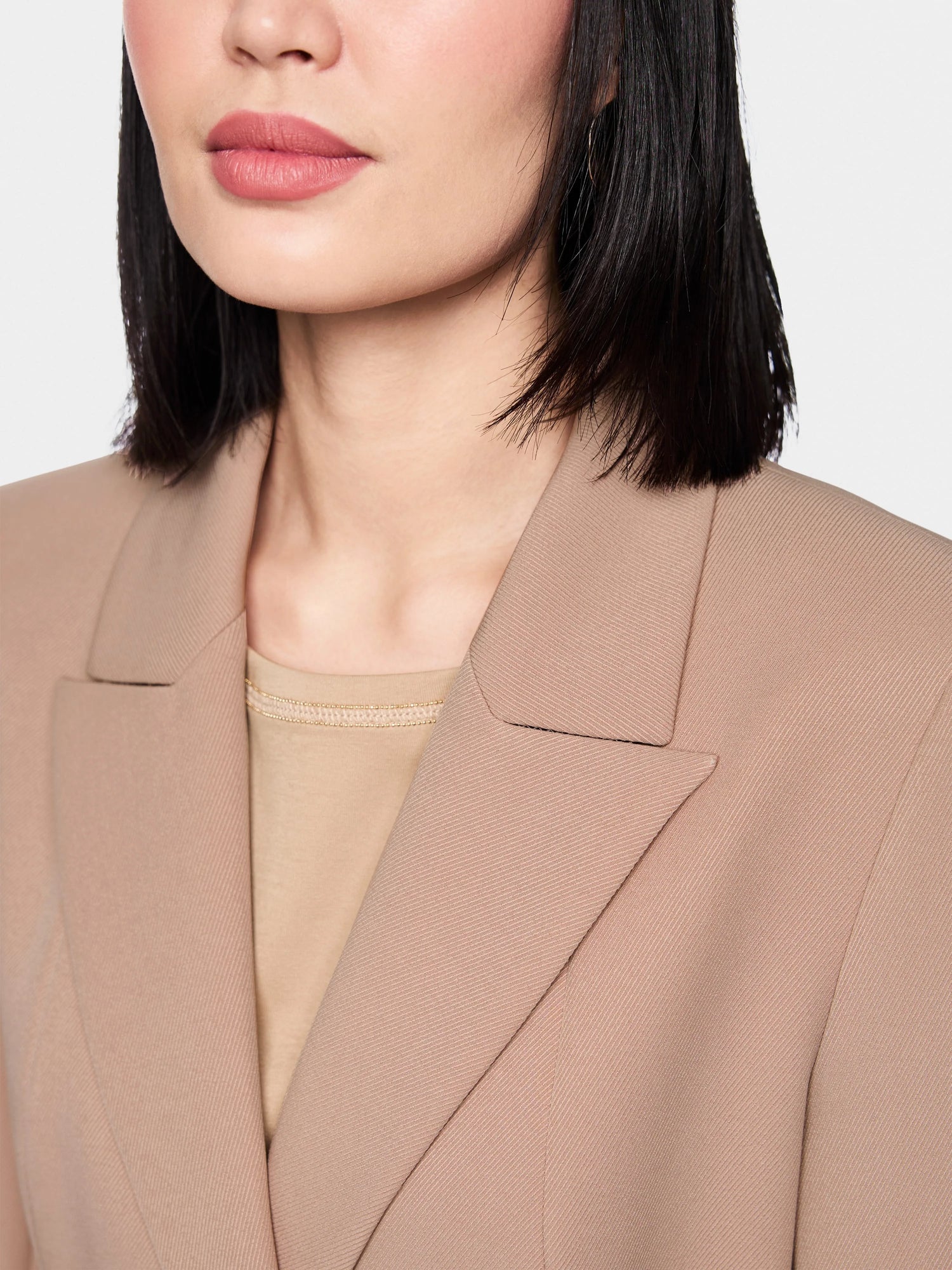 Marc Cain_Warm Taupe New_Elegant Blazer with Waist Belt_AC 34.09 W77_619_03