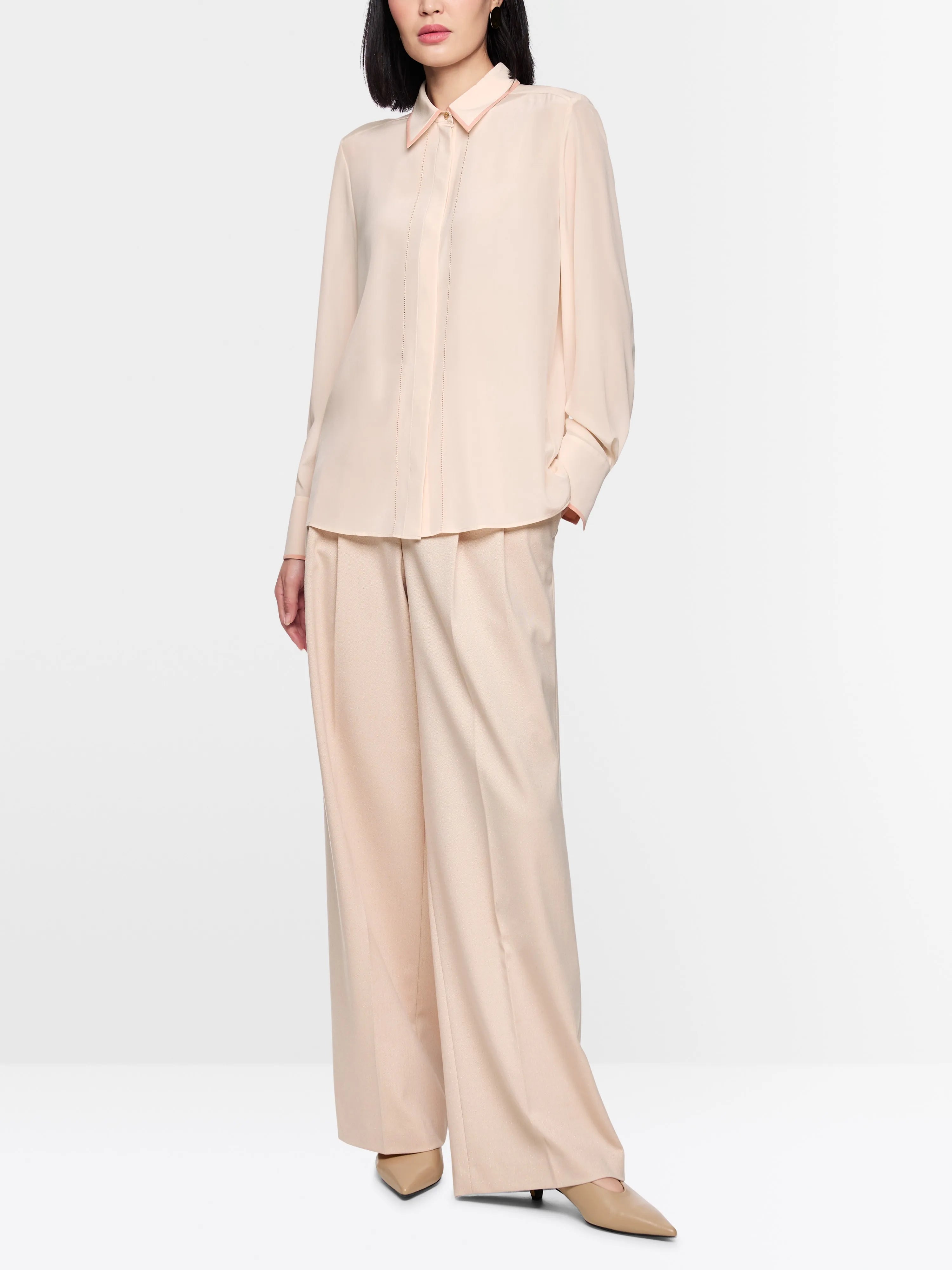 Marc Cain_Magnolia_Pure Silk Shirt Collar Blouse_AC 51.16 W53_153_01