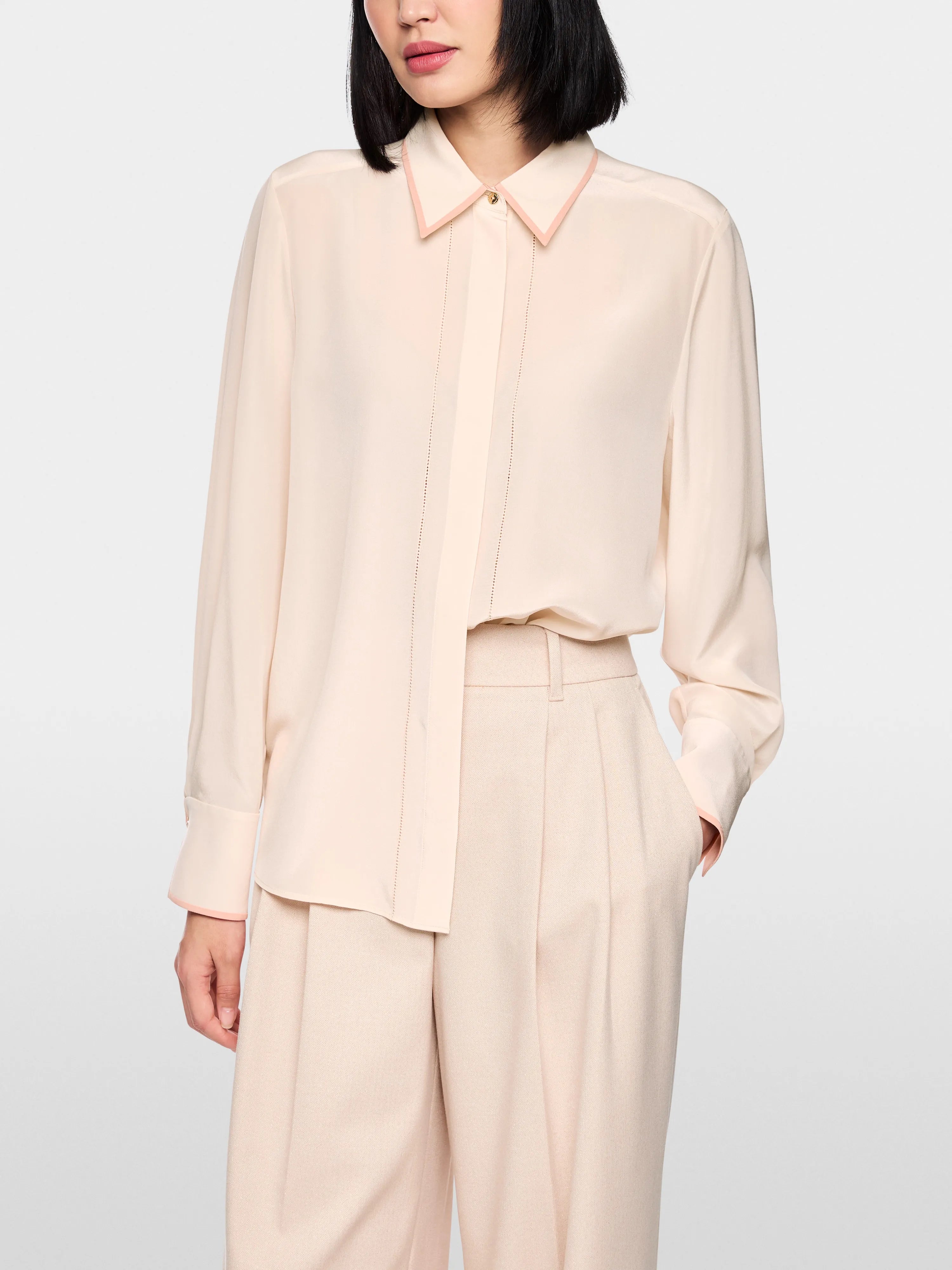 Marc Cain_Magnolia_Pure Silk Shirt Collar Blouse_AC 51.16 W53_153_06