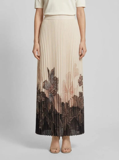Marc Cain_Black_ÔRethink TogetherÕ Pleated Midi Skirt_AC 71.04 W07_900_00