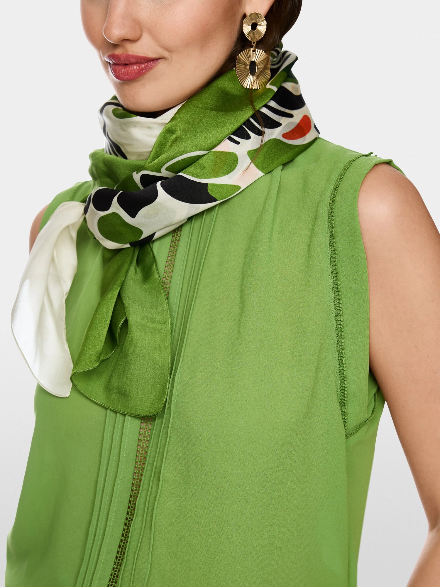 Marc Cain Garden Green Women Silk Scarf with Hibiscus Flowers SKU: AC B4.15 Z26_526 Image 03