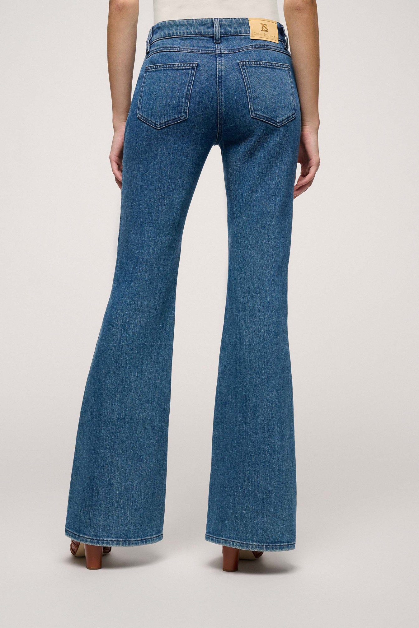 Slim Flared Jeans_Accredito_1239_02