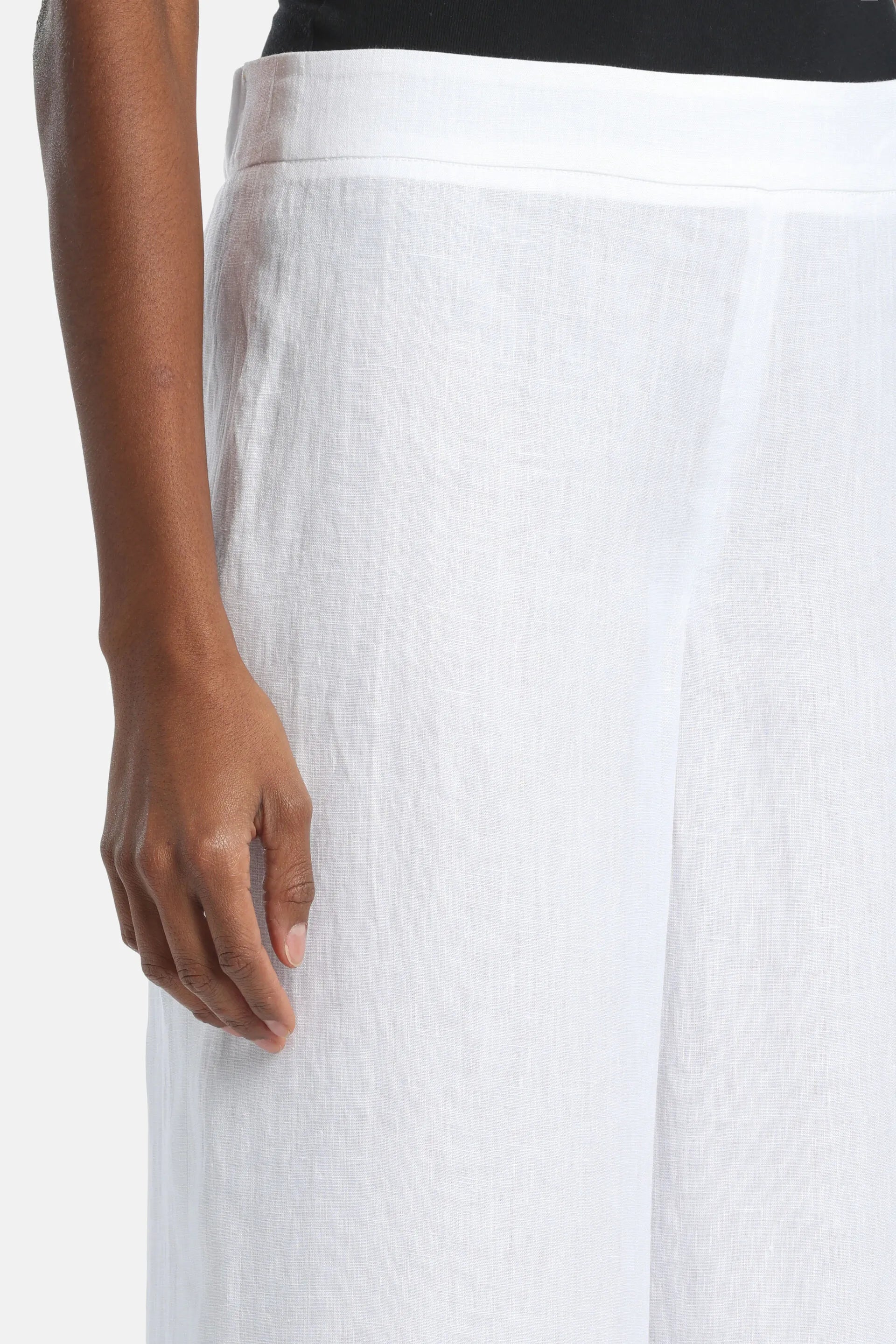 Luisa Spagnoli Bianco Women Altamura - Relaxed Pants SKU: ALTAMURA_0201 Image 03