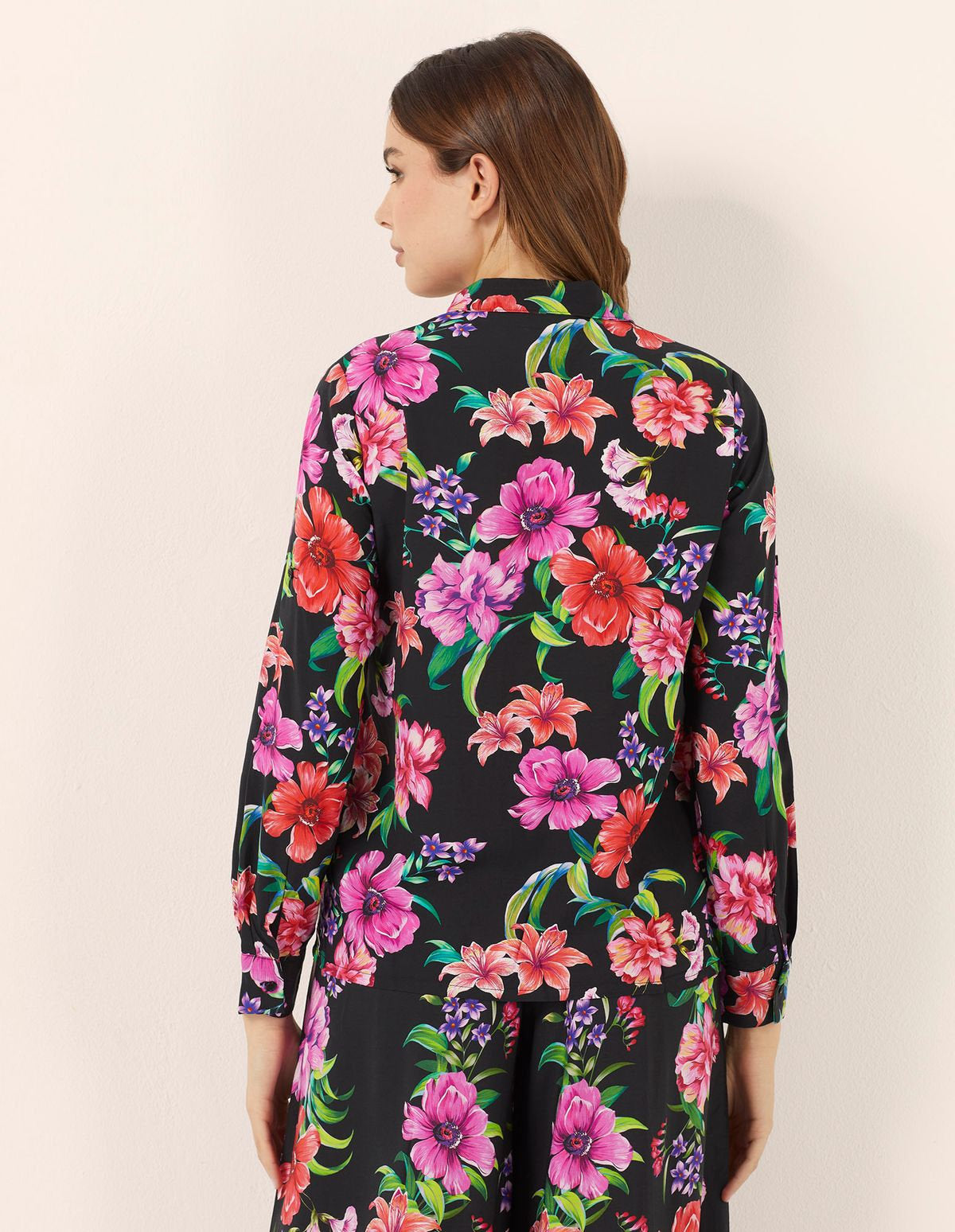 Yamamay_Marianna Long-Sleeved Shirt_AMAD182002_128_03