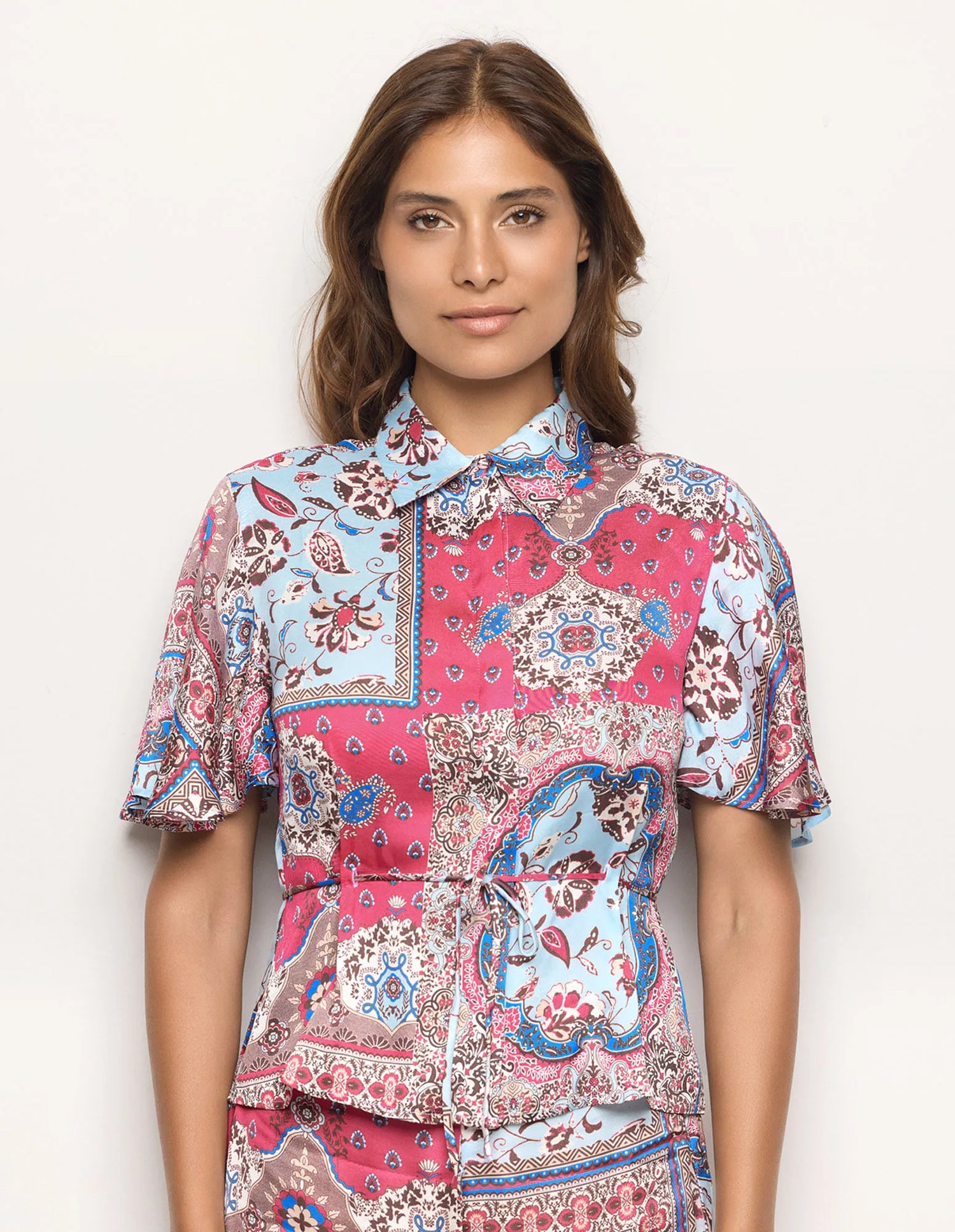 Yamamay_Printed_Short-Sleeve Shirt with Waist Drawstring Ð Neverending Summer_AMAD183004_128_02