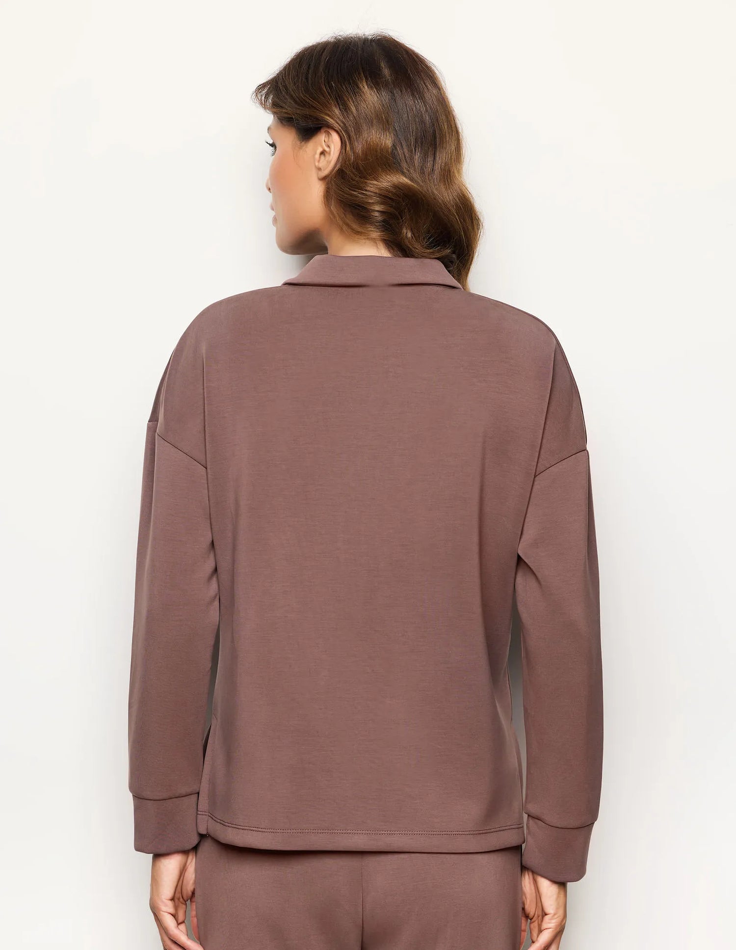 Yamamay_Cocoa_Closed WomenÕS Sweatshirt with Tencelª Modal Ð Easy Living_AMAD183006_770_03